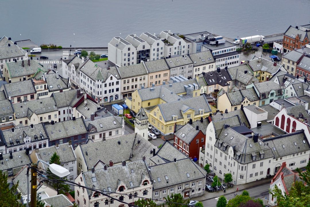 Two more worth booking in Höfn