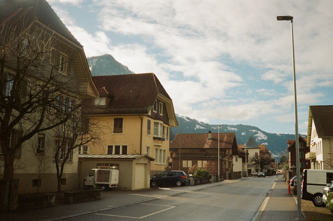 The high excursions compared in Interlaken